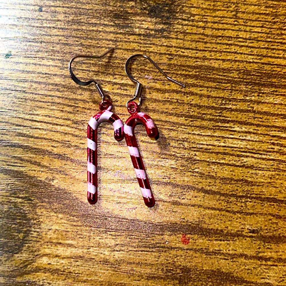 Candy cane dangling ear rings.